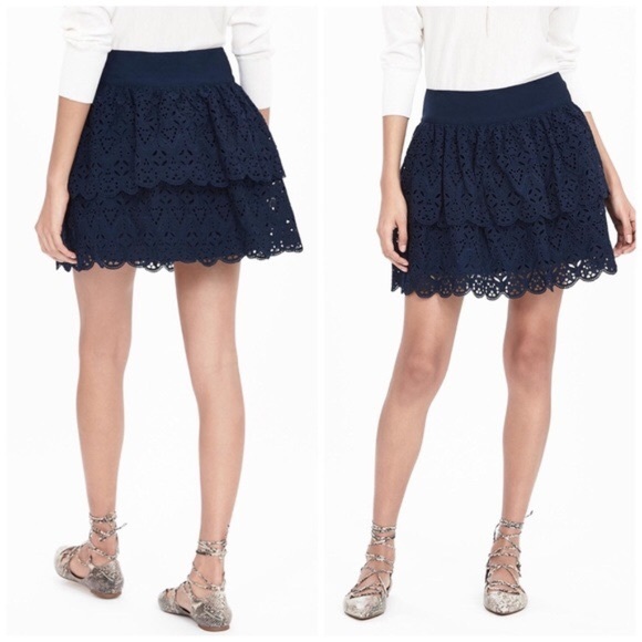 Banana Republic Dresses & Skirts - Banana Republic NWT 2 tier lasercut navy skirt